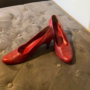 Vintage Red Pumps